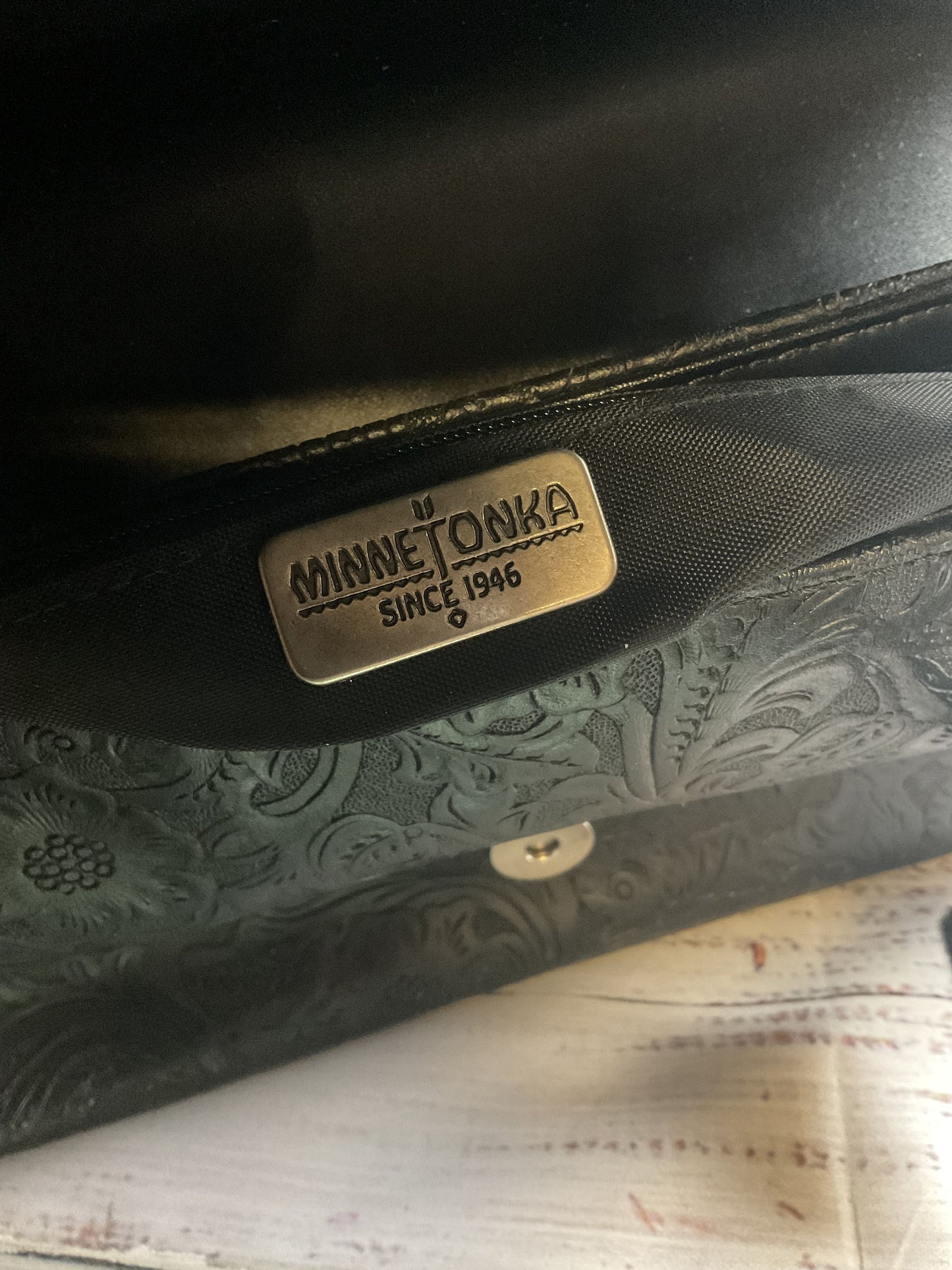 Minnetonka Black Leather Handbag Purse