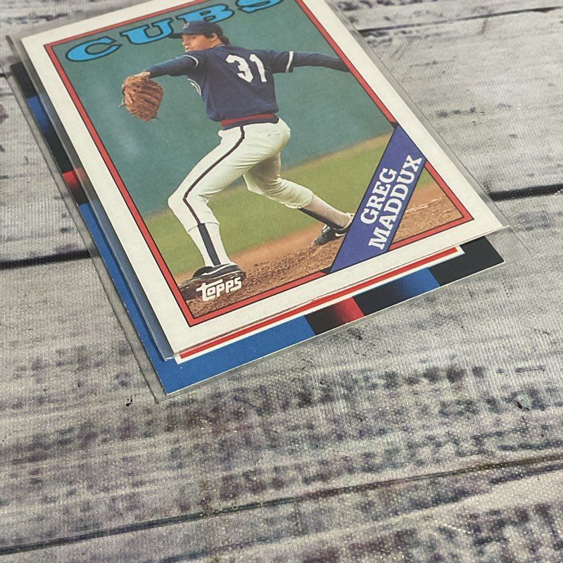 Lot Of 2 VTG. 1988 Greg Maddux Baseball Cards Ungraded Donruss #539 Topps #361