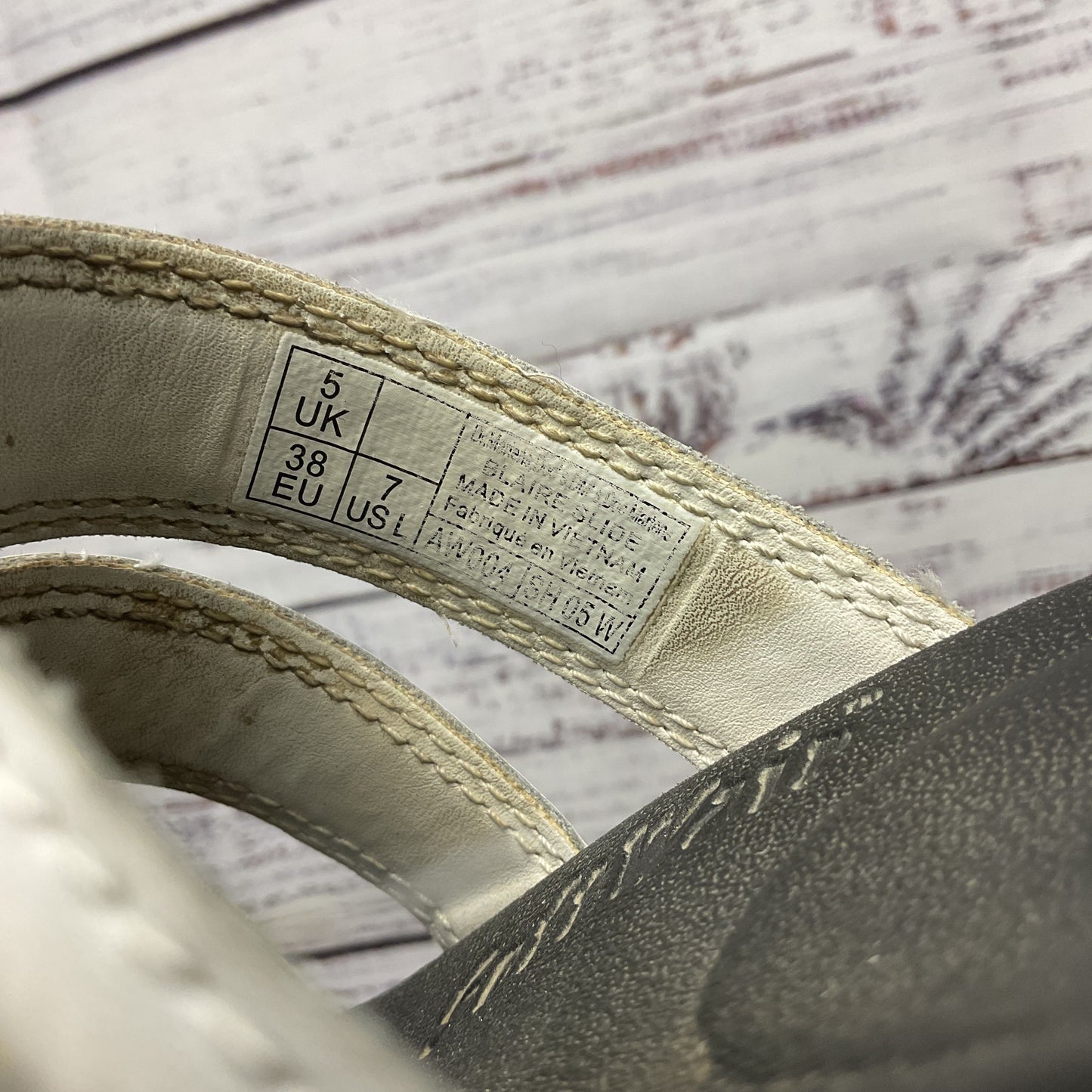 Dr. Martens Blaire White Leather Buckle Strap Sandal Women Size 7