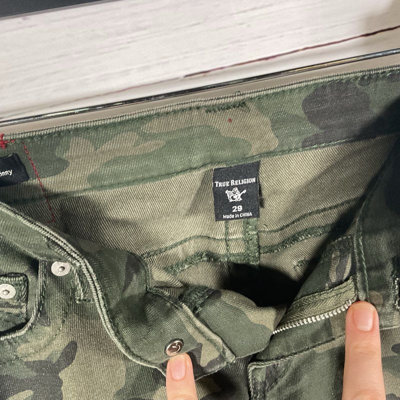 NWT True Religion Olive Green Camo Halle Super Skinny Mid Rise Jeans sz 29