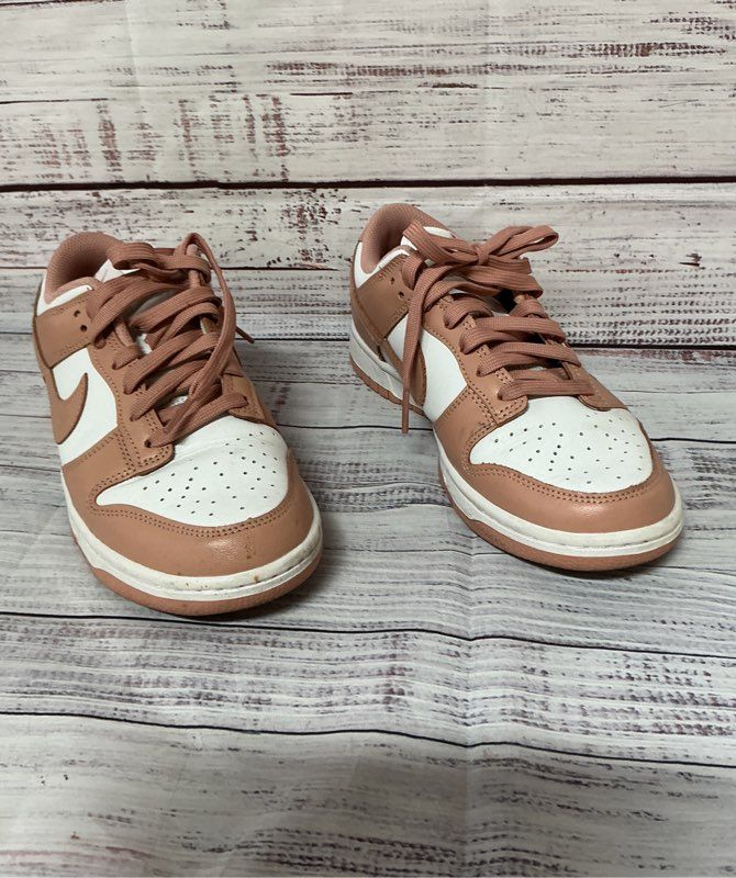 Women's Nike Dunk Low in Rose Whisper Size 7.5 Retail $125