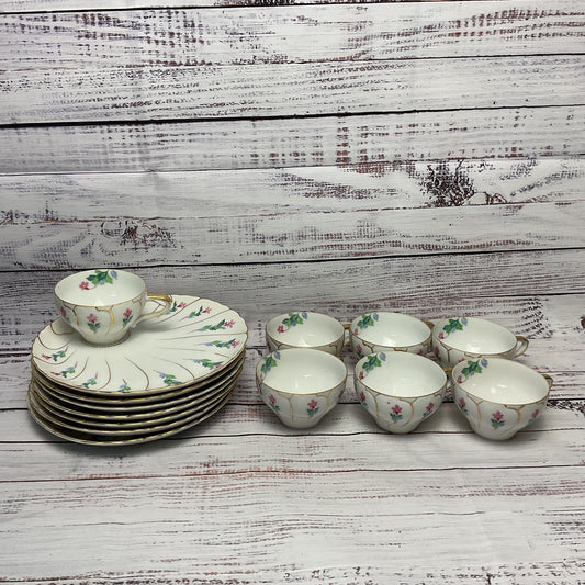 Giftcraft Teacup Off Center Large Saucer Plate Floral Design Lot Of 7 2/2