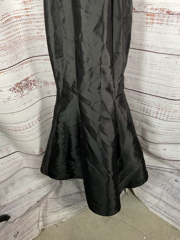 NEW Aqua Women's Black Lace Floral Top Long Gown Dress Size 2