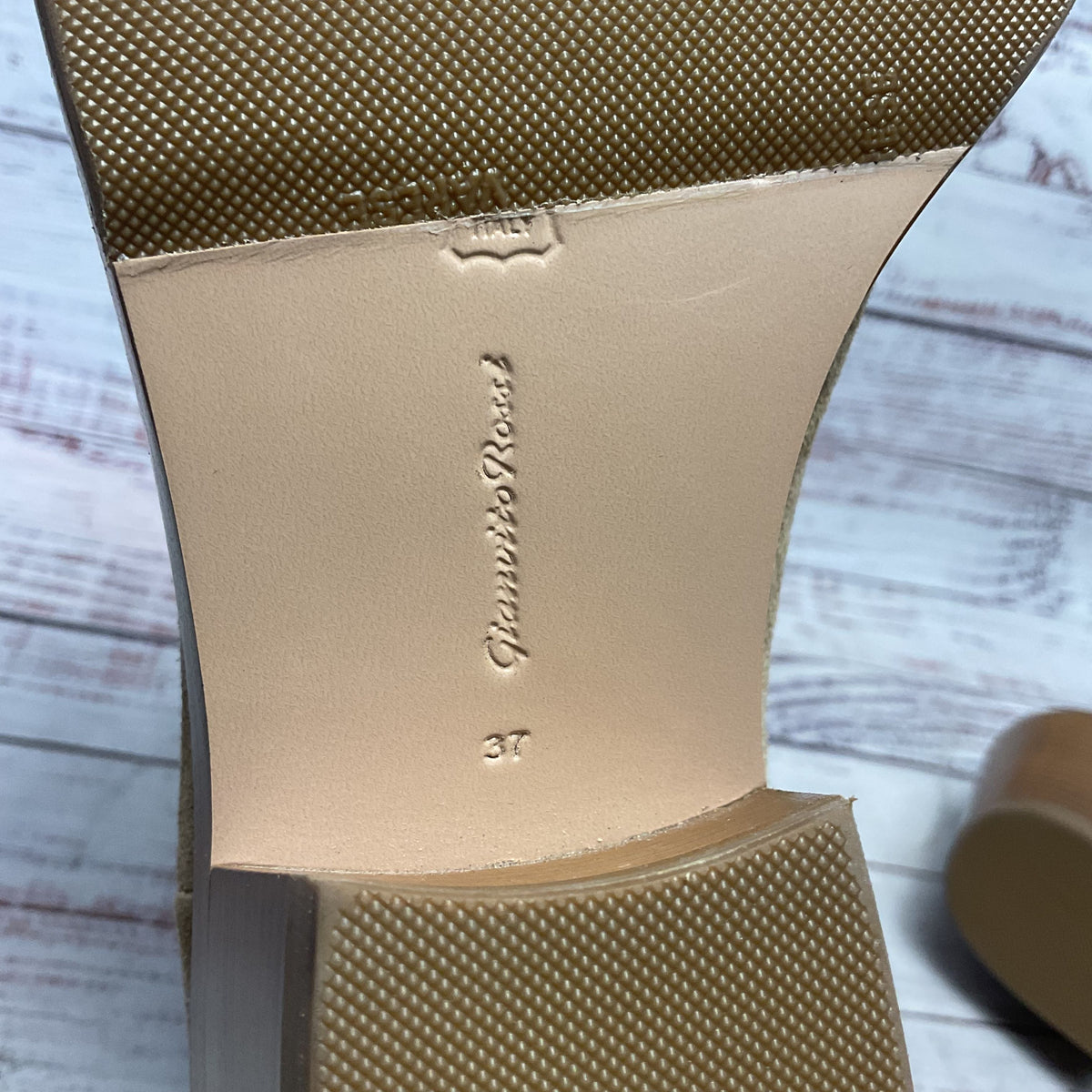 Gianvito Rossi Tan Suede Bootie Chelsea Western Boot Heel Women Size 6.5 AS-IS