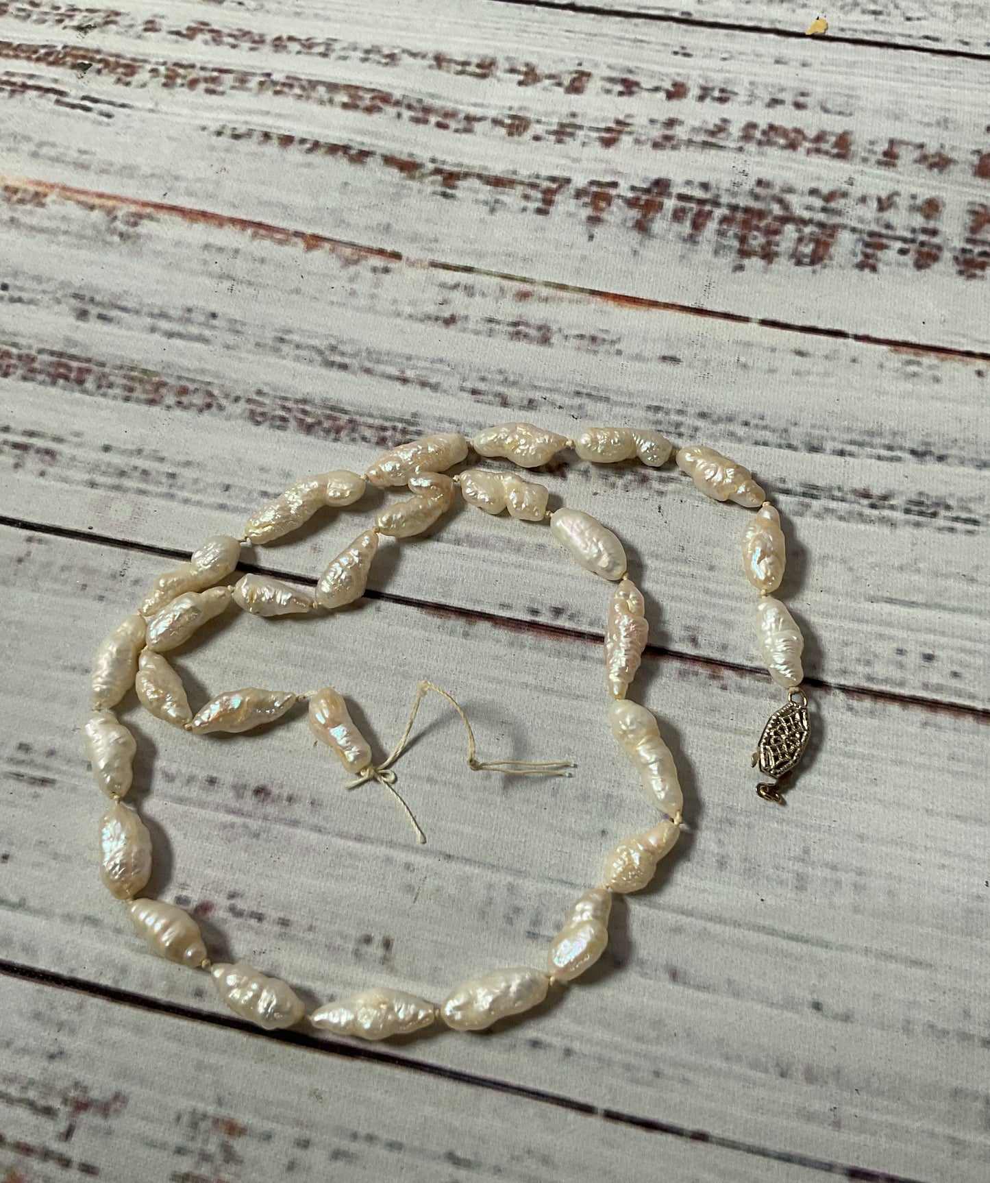 BROKEN Freshwater Pearl Vintage Necklace 14K White Gold Clasp