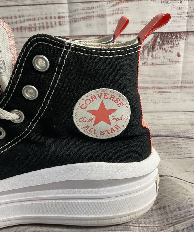 Chuck Taylor All Star Move Platform Pink & Black Canvas Sneakers Size 3Y