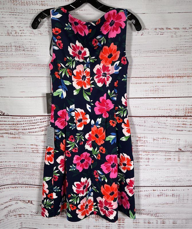 NWT Vince Camuto Navy Floral Sleeveless Dress Size 4 Retail $129