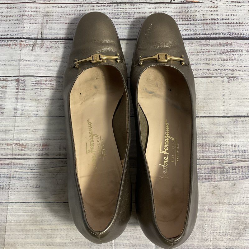 VTG. Salvatore Ferragamo Bronze Leather Horsebit Toe Pump Heel Women 9