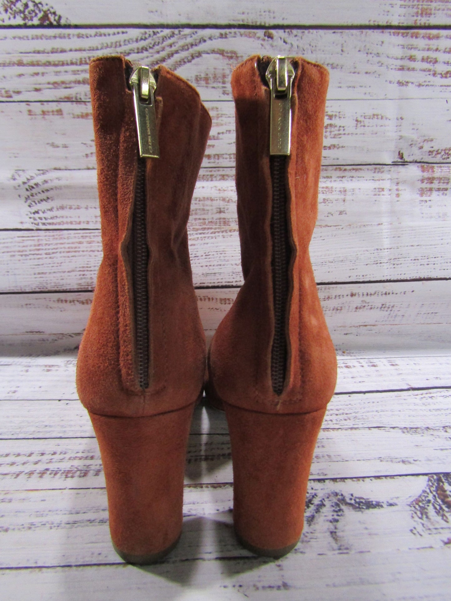 Club Monaco Women's Clay Suede Ankle Zip Boots Size 7 Made in Italy