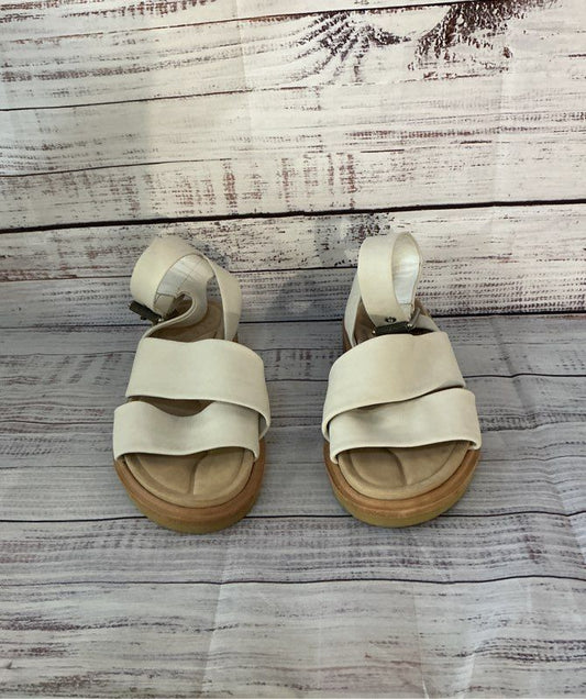 Women's Rag & Bone Slayton Cream Leather Sandal Size 7.5