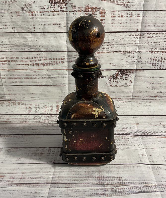 Decorative Display Leather Clad Drinks Decanter Bottle Made In Italy 11"