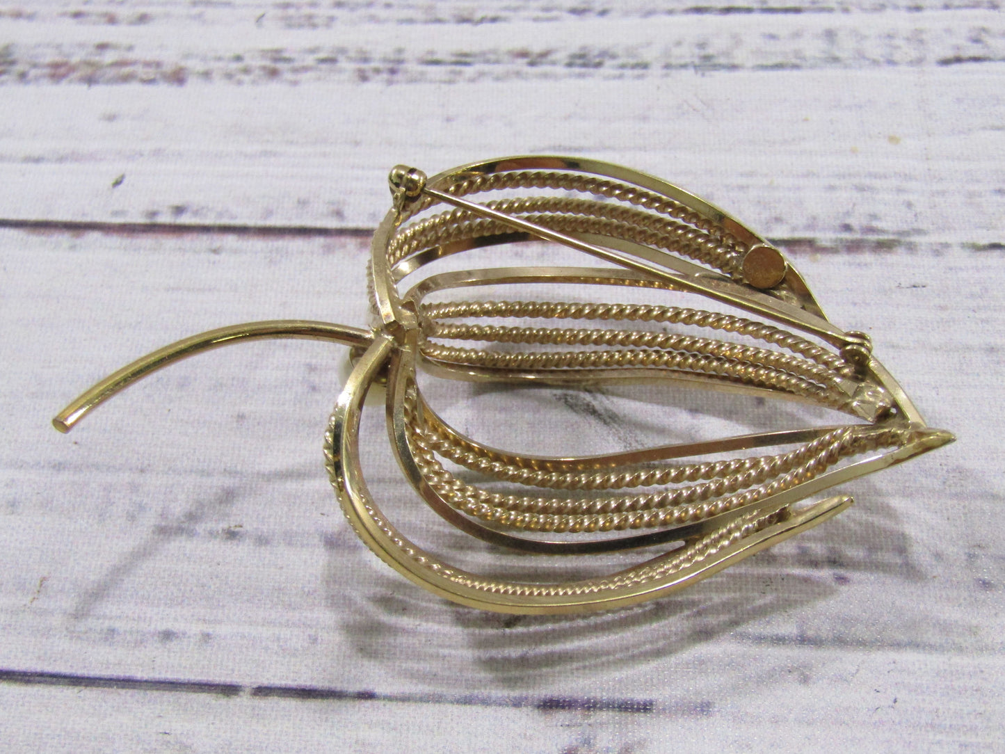 Vintage Wells Gold Filled Faux Pearl Leaf Brooch Pin