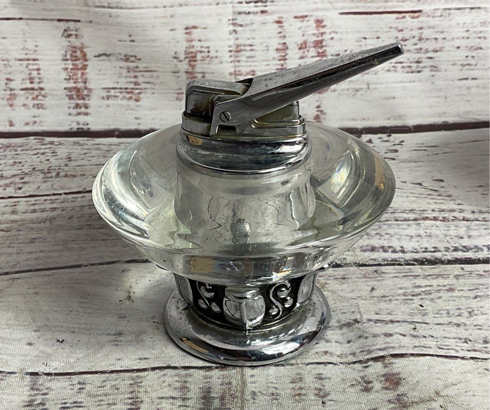 Ronson Vintage MCM Nordic Set of 2 Glass 3.5" Tabletop Lighters Clear