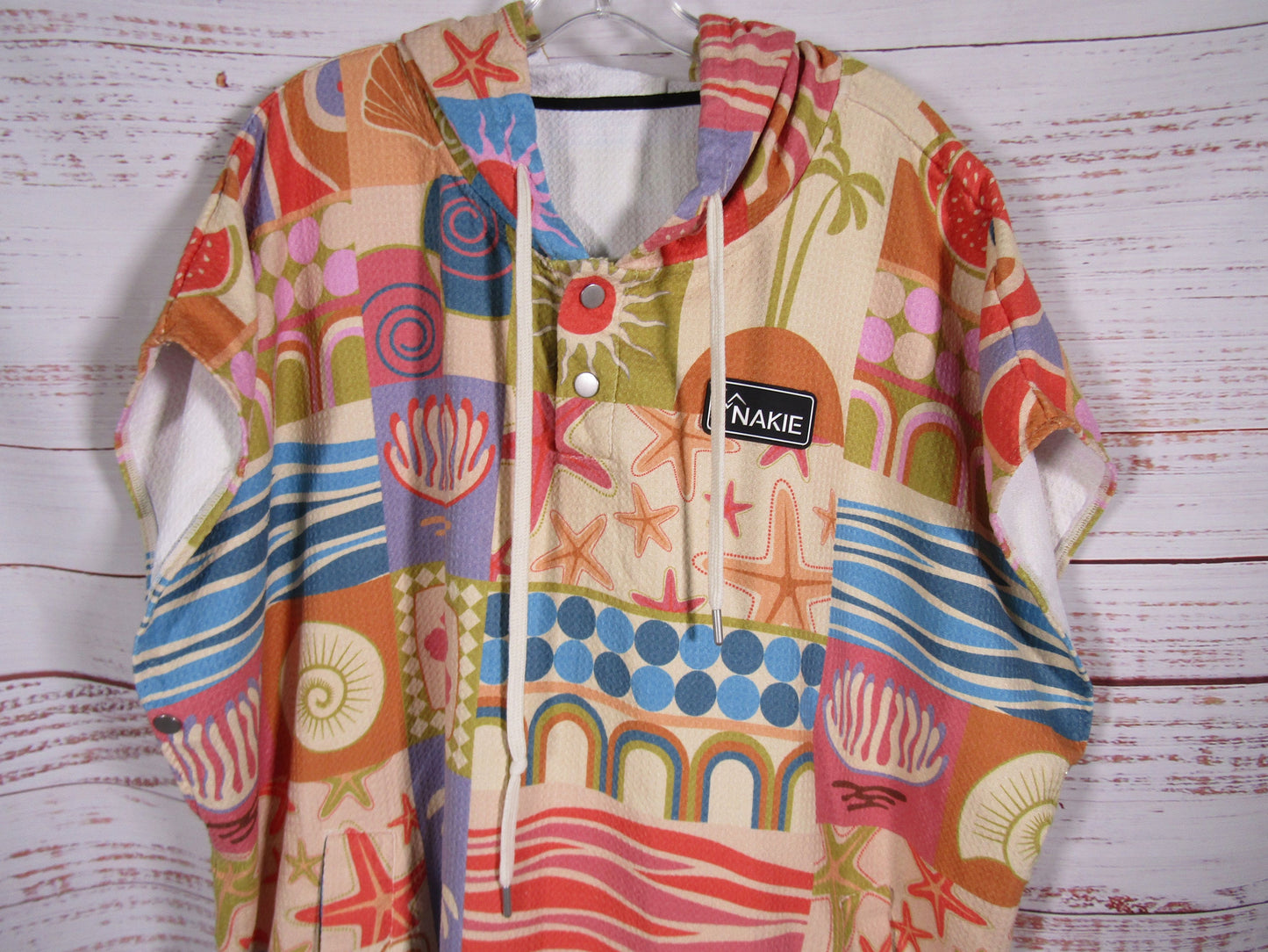 Nakie Retro Shores Hooded Towel One Size