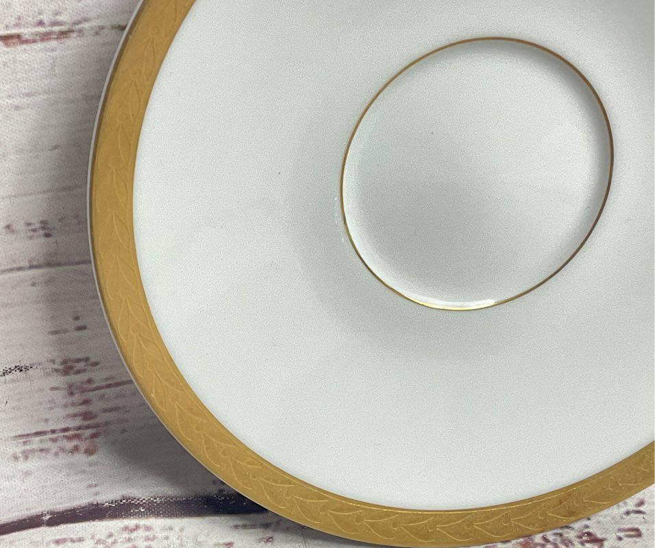 Sango Vintage Royalty Set of 11 Gold Rim Porcelain Saucers White