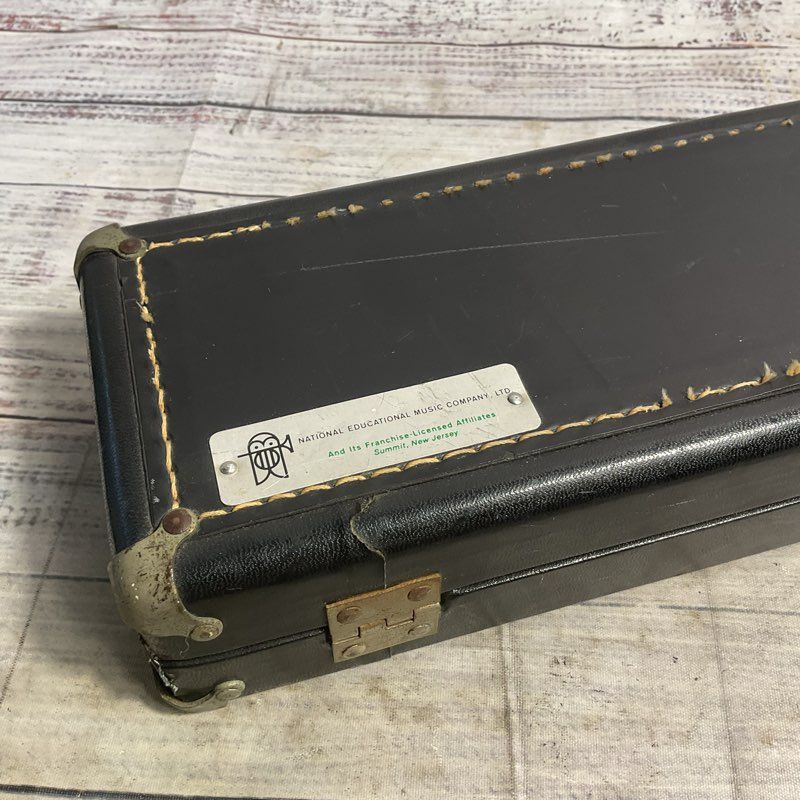 Armstrong Model 104 Educational Student Flute in Black Hard Case