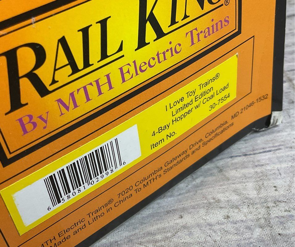 MTH Electric Trains Rail Kings I Love Toy Trains Lot Animals Dino Model Trains