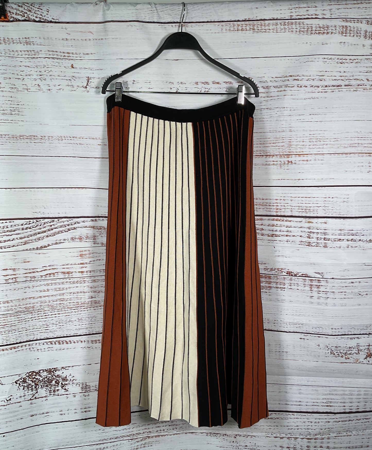 Gilli Plus Size Color Block Knit Maxi Skirt - Size 1X