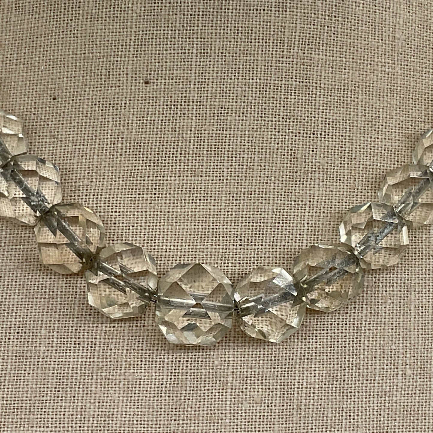 VTG. Art Deco Sterling Faceted Graduated Crystal Quartz Beaded Necklace- 14.75"