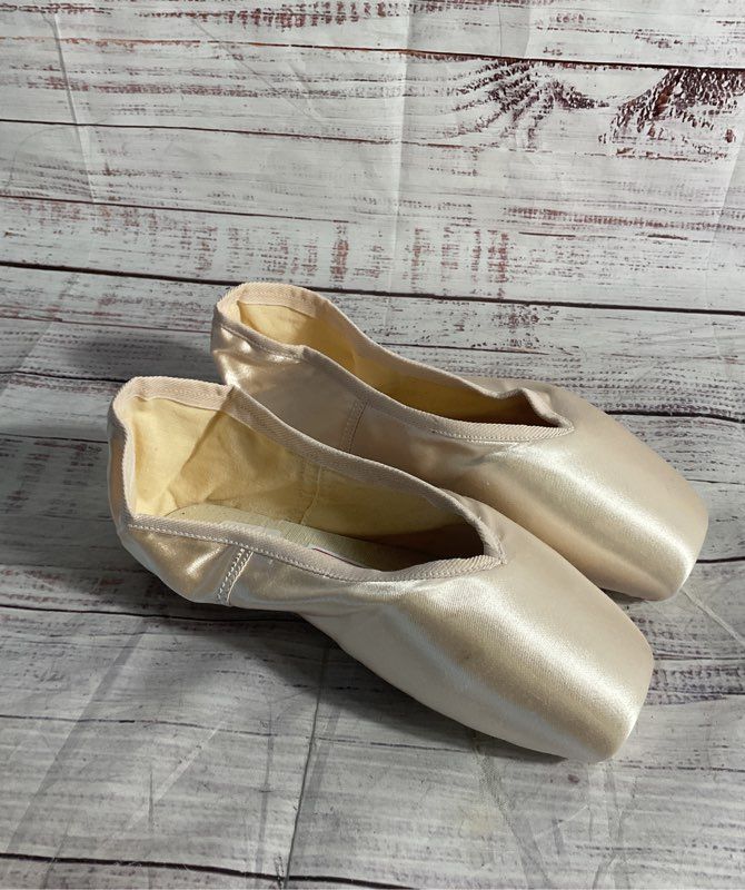 Russian Pointe Brava Pointe Shoe Pink Satin Ballet Size 42 w2 v2 MHF Dolce