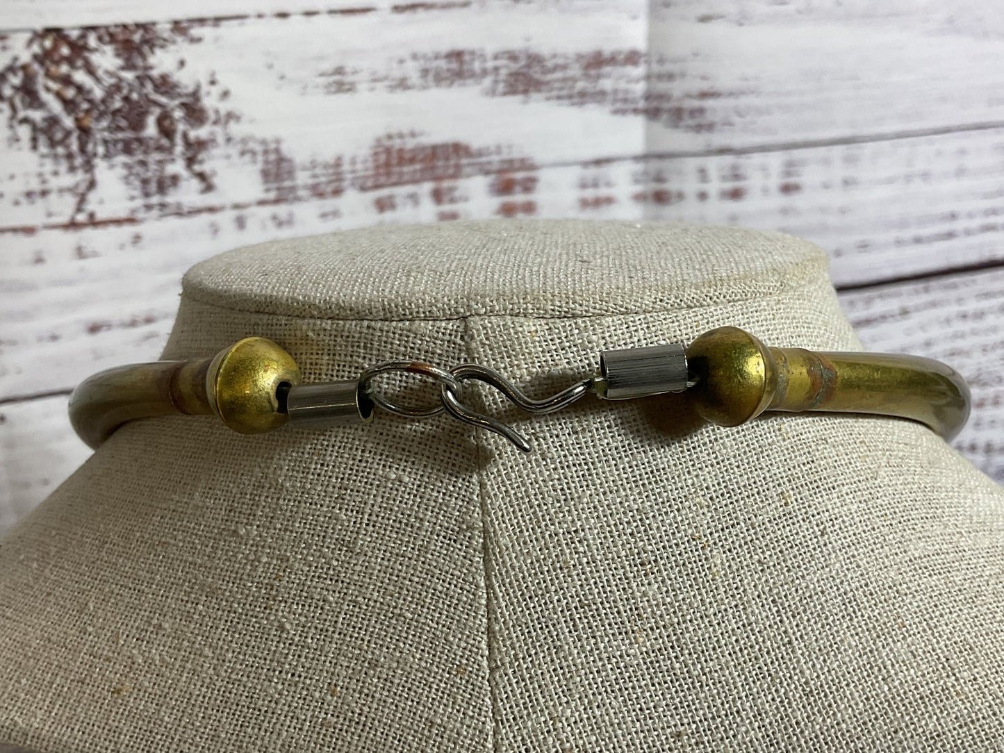 VTG. Modernist Hammered Chunky Brass Statement Necklace- 16"