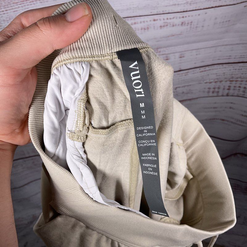 Vuori Beige Drawstring Tech Jogger Sweat Pants - Size M