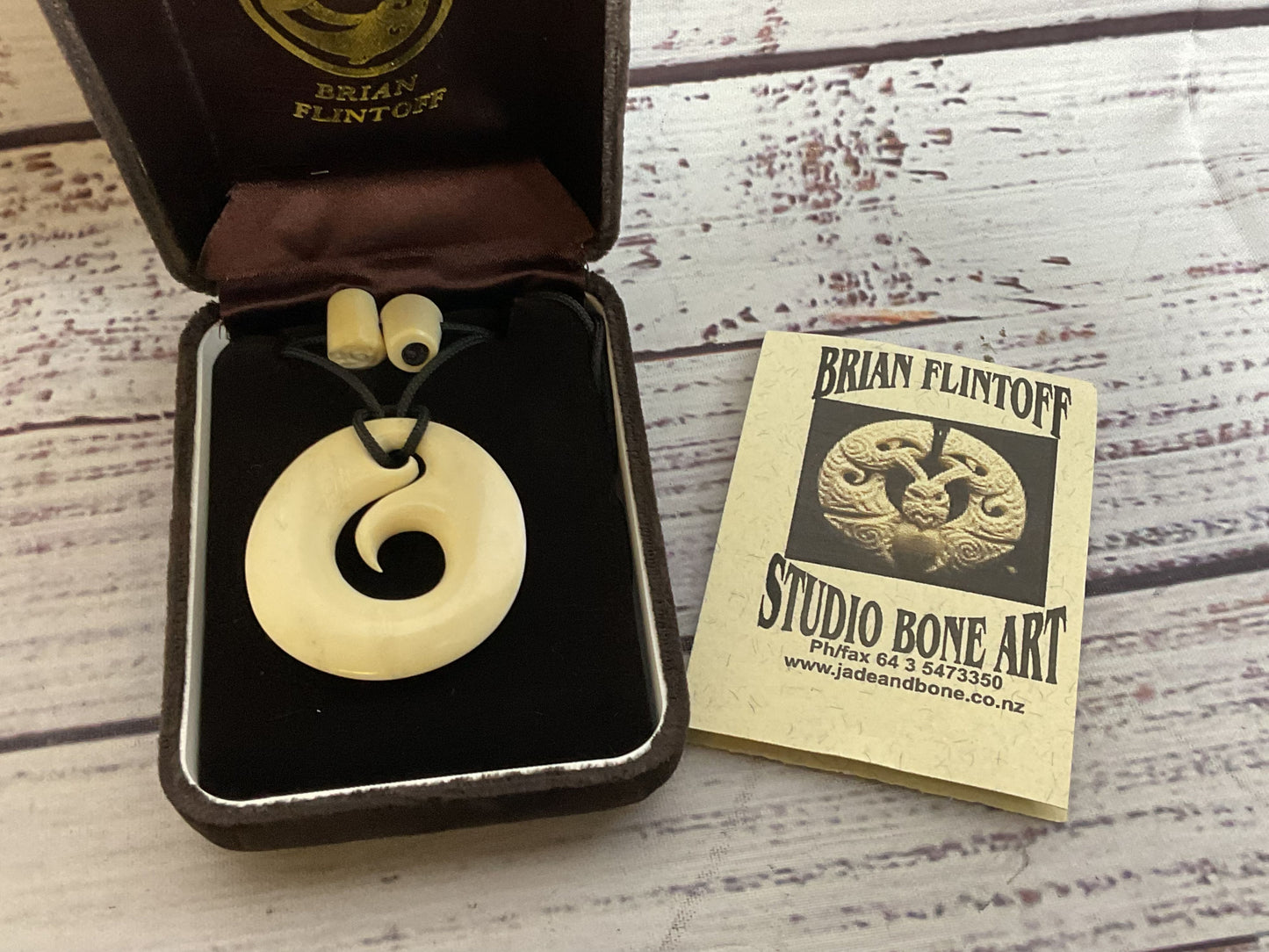 NEW BRIAN FLINTOFF Studio Bone Art Pendant Necklace