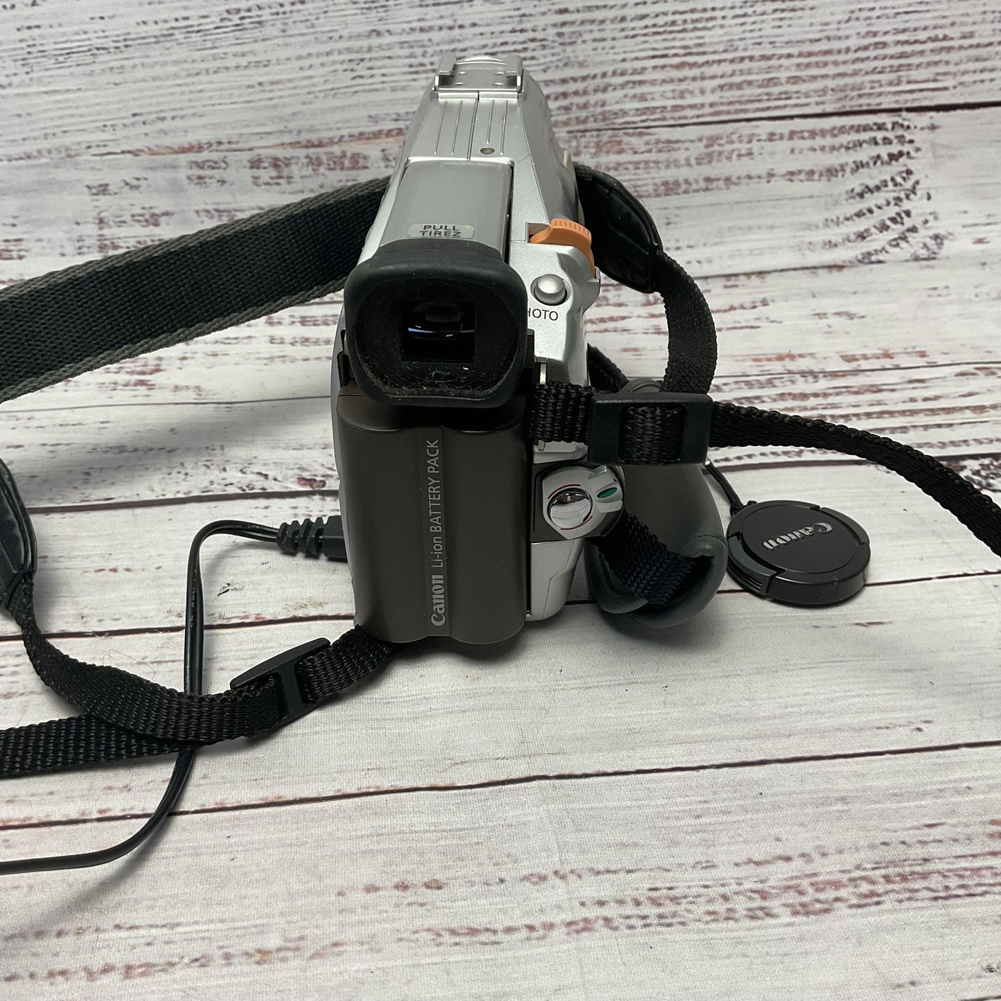 Canon Mini DV ZR10 Digital Camcorder Camera Stuck Tape*