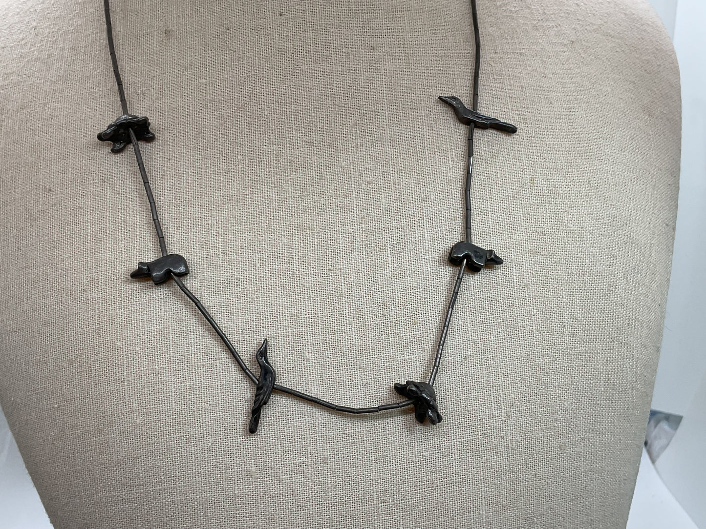 VTG. Native American Heavy Sterling Silver Fetish Animal 19.5" Necklace- 13.20g