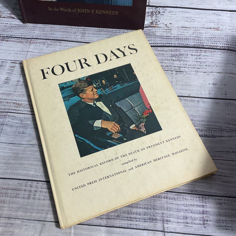 Mixed Lot Of 8 Vintage John F. Kennedy Books/Magazines 6 Paperback 2 Hardcover