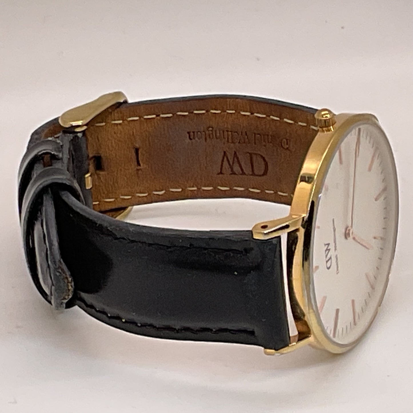 DANIEL WELLINGTON Men's Gold Tone Black Leather Band Watch