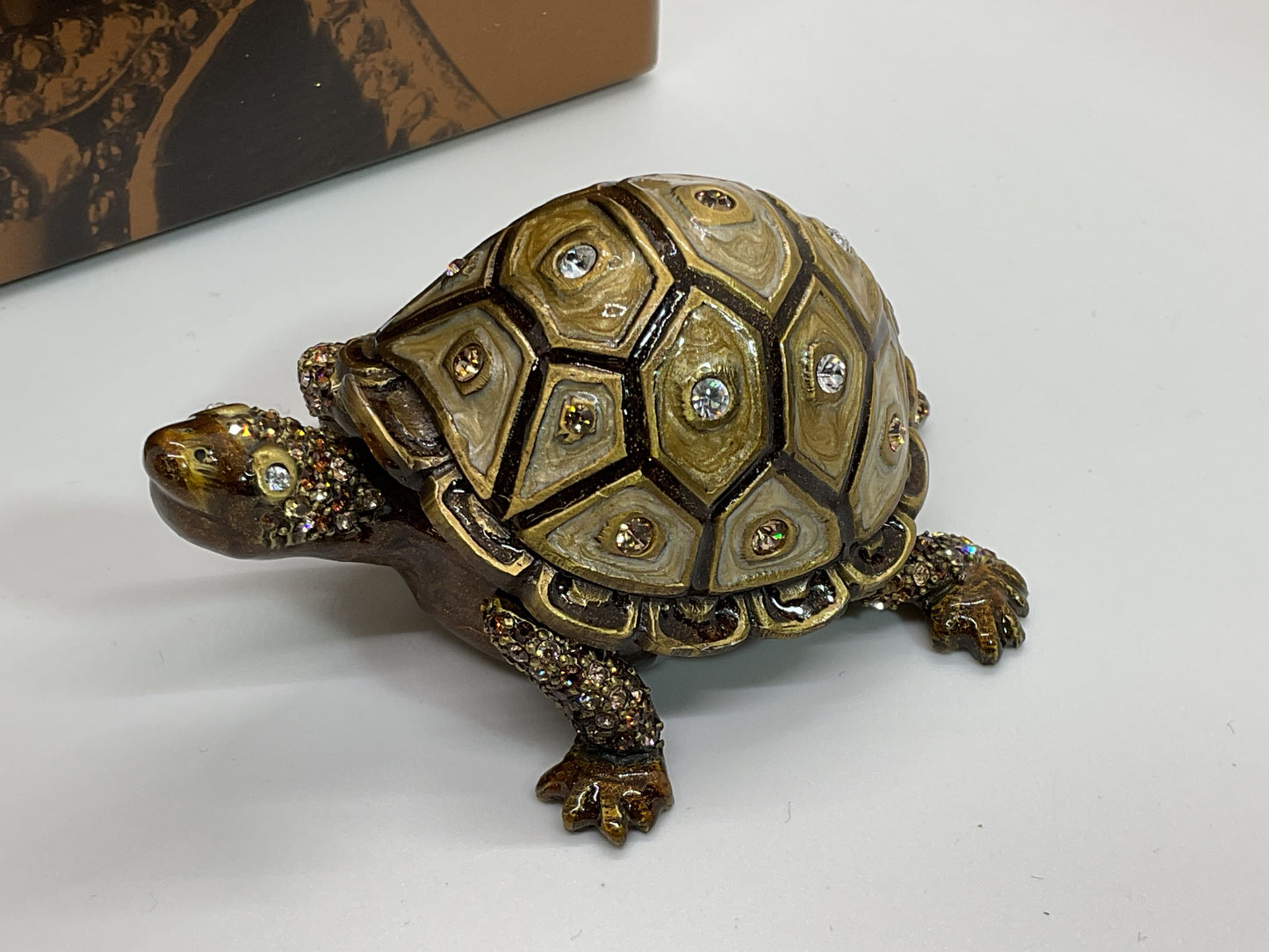 JAY STRONGWATER Brown Golden Brown Amber & Clear Crystals Turtle Trinket Box 3”