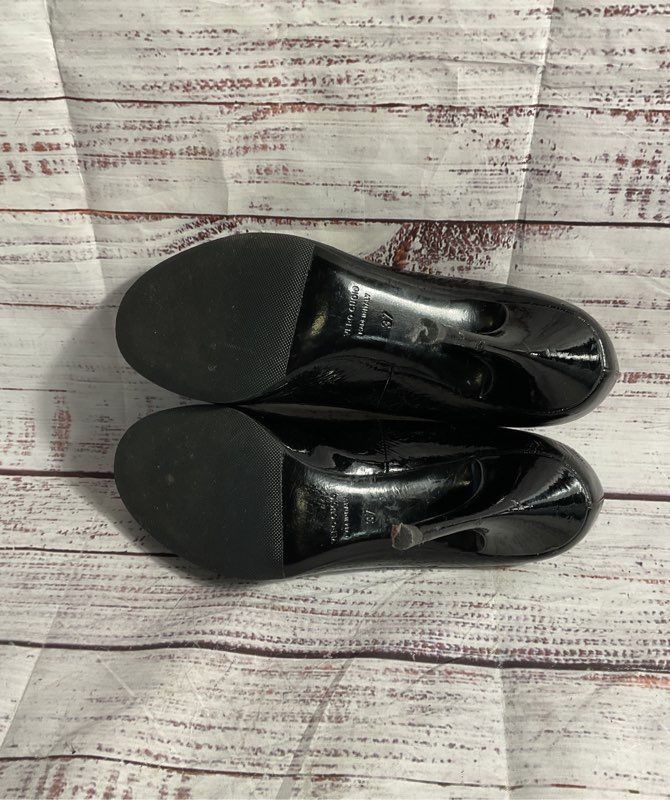 LANVIN Hiver 2010 Simple Black Patent Leather Pumps Size 37 EU/ 6 US