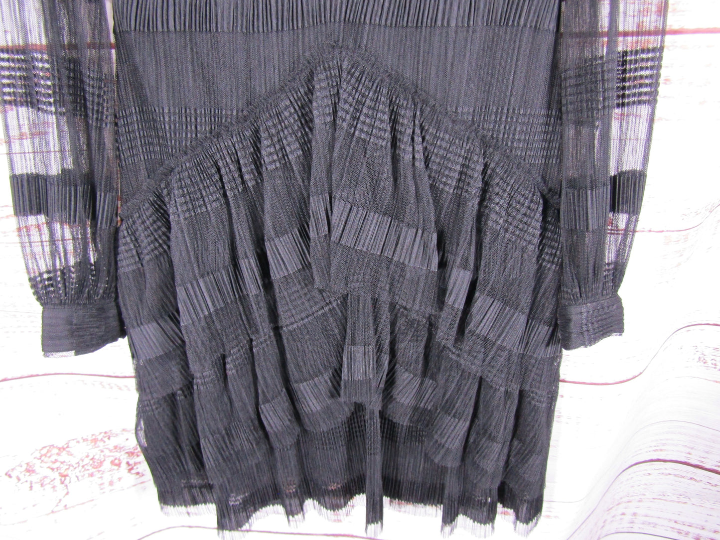 Jewel Badgley Mischka Women's Black Textured Stripe Long Sleeve Tiered Cocktail