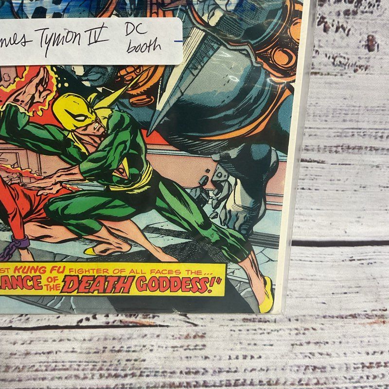 Vtg. 1975 Iron Fist 1st Appearance Marvel Premiere #21 Ungraded