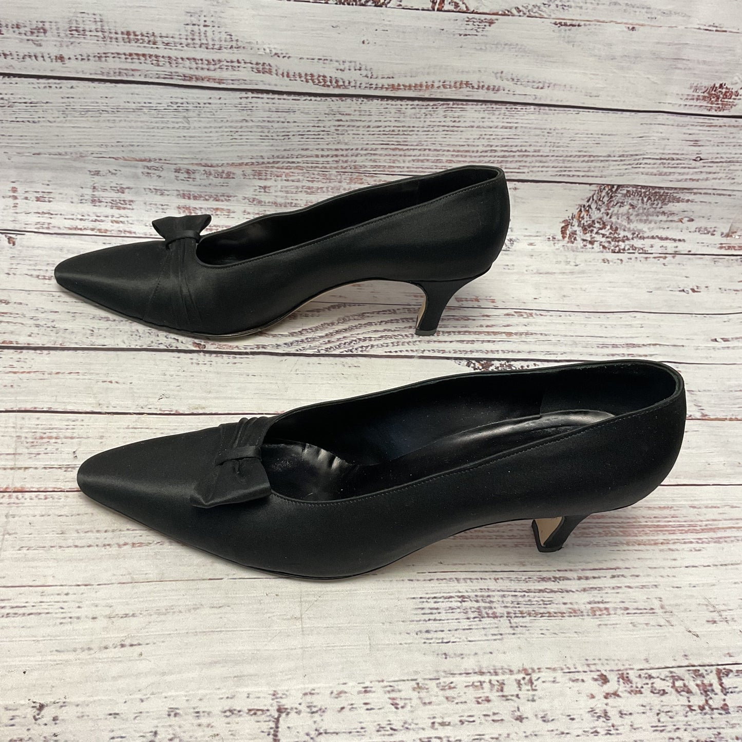 Silvia Fiorentina Black Satin Kitten Heel Bow Women Size 8.5