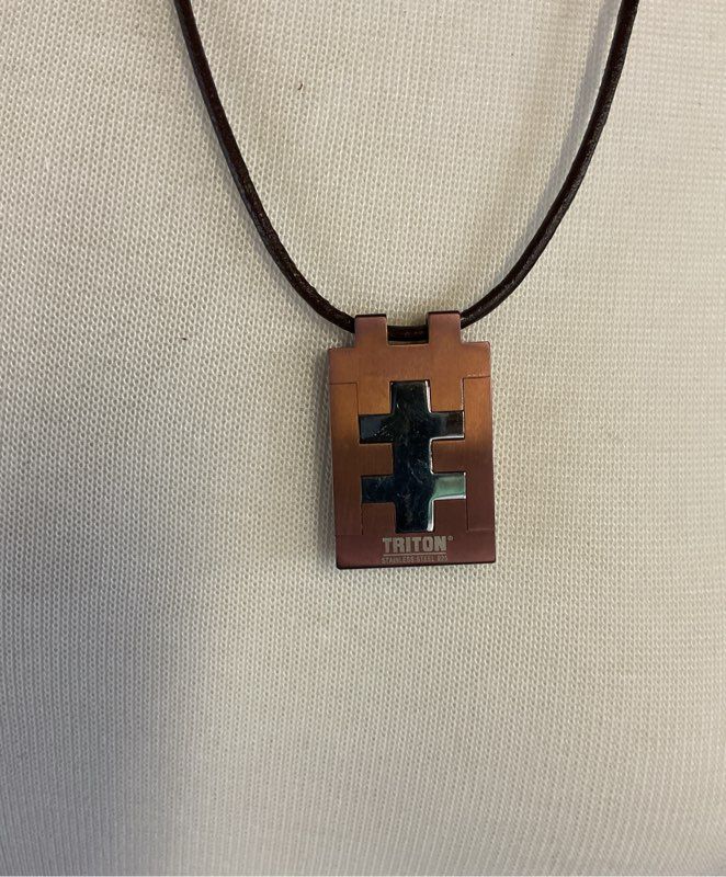 Vintage Trion Stainless Steel Pendant Leather Necklace
