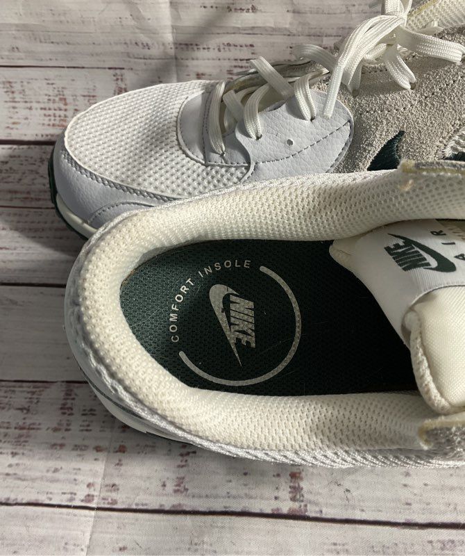 Nike Air Max Excee Shoes Women's Size 12 White Green Comfort Insole HQ3411-100