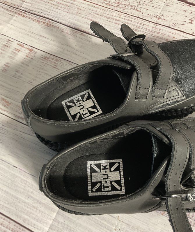 T.U.K. Women's Black Leather Platform Creeper Shoes Size 5