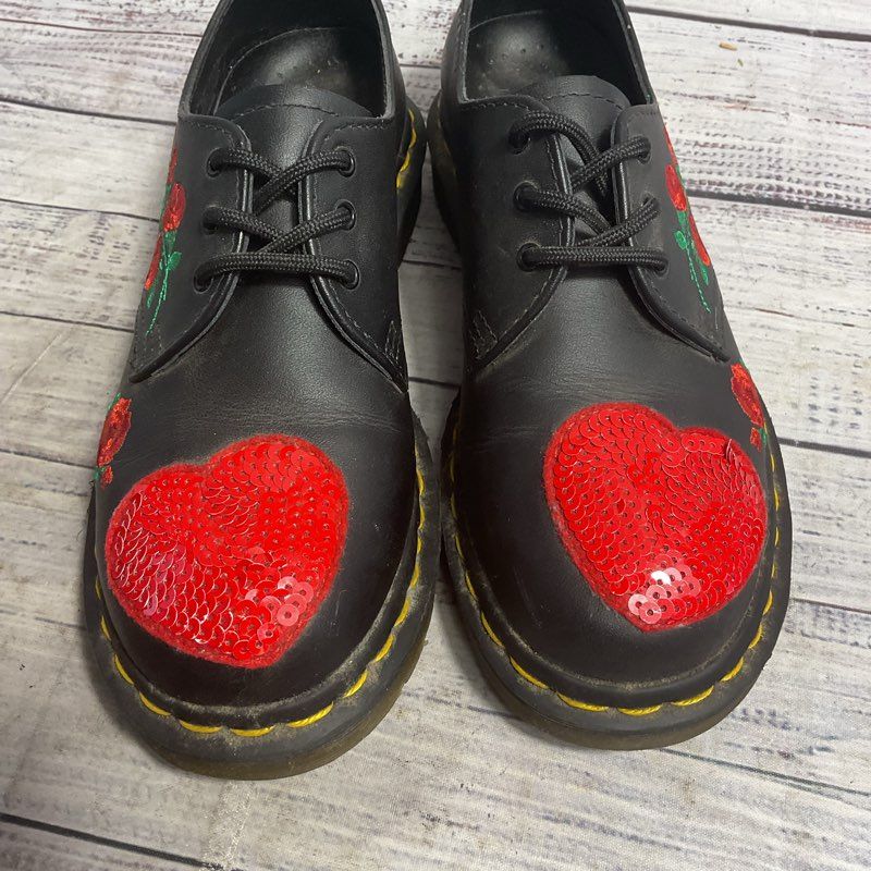 Dr. Martens 1461 Embroidered Sequin Hearts Black Leather Derby Shoe Women's 5 US