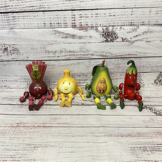 Woodkins By Linda Beet Onion Avocado Chili Pepper Wooden Painted Figurines