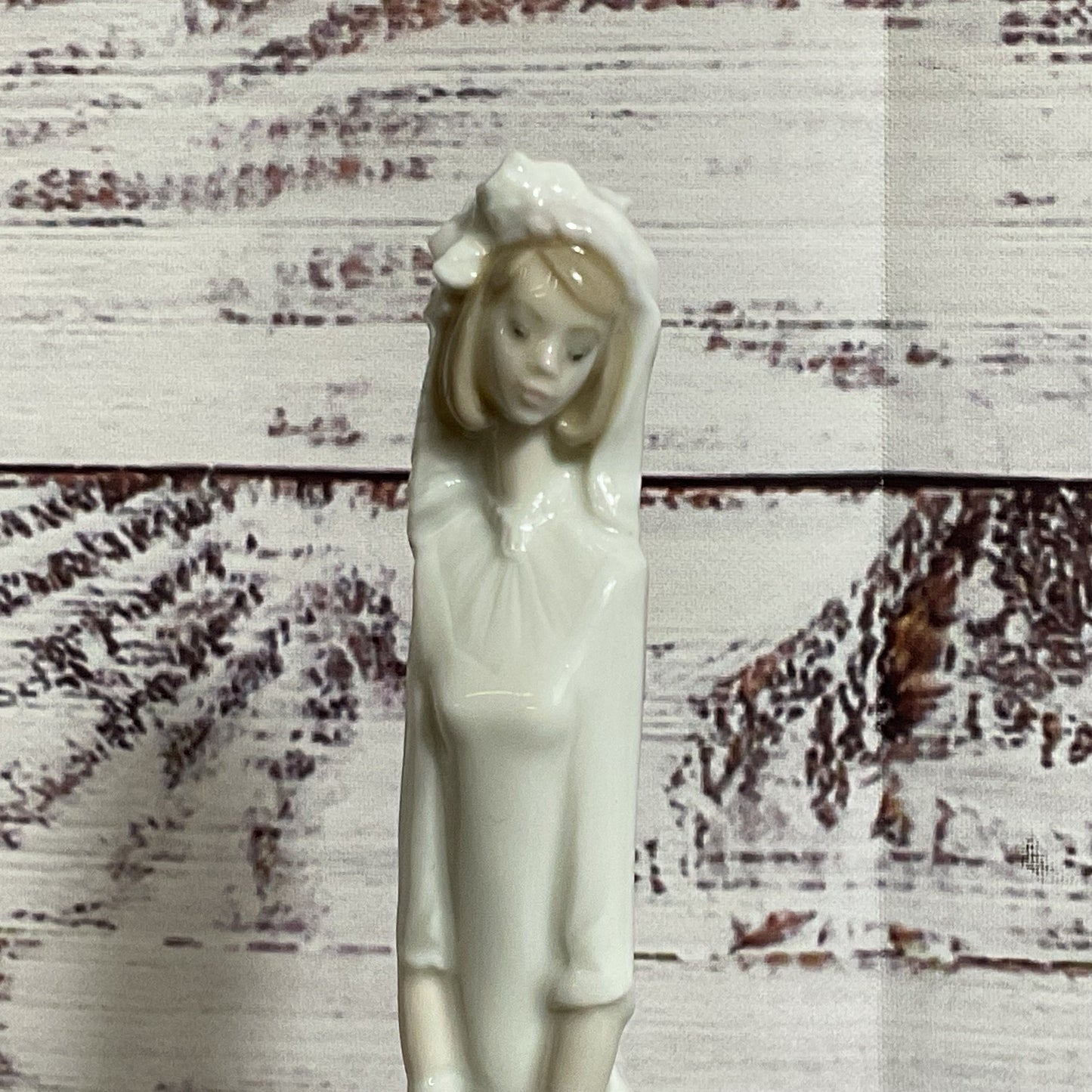 VTG. LLADRO Bridal Bell Porcelain Figurine- 8.25"