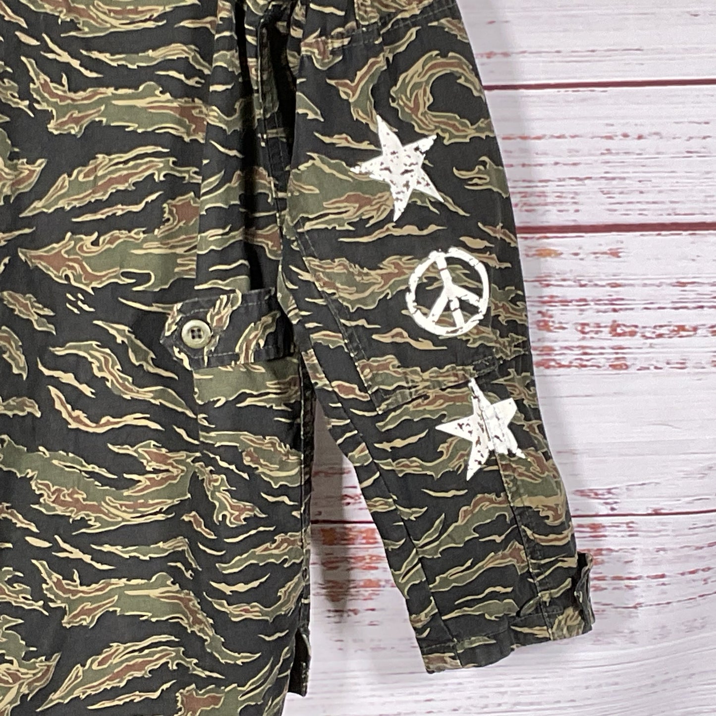 THE KOOPLES Show Mens Camo Star/Peace Print 4-Pocket Jacket- SEE MEASUREMENTS