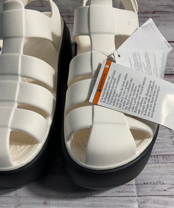 NEW Crocs Stomp Fisherman Sandal White Size 9M 11W