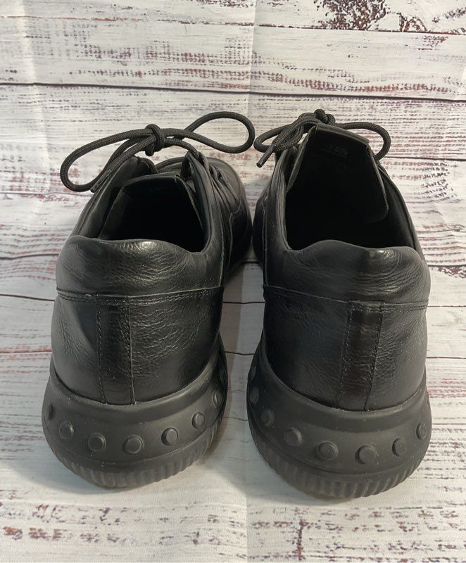 Tod's Black Leather Lace Up Sneakers - Men's Size 10 1/2