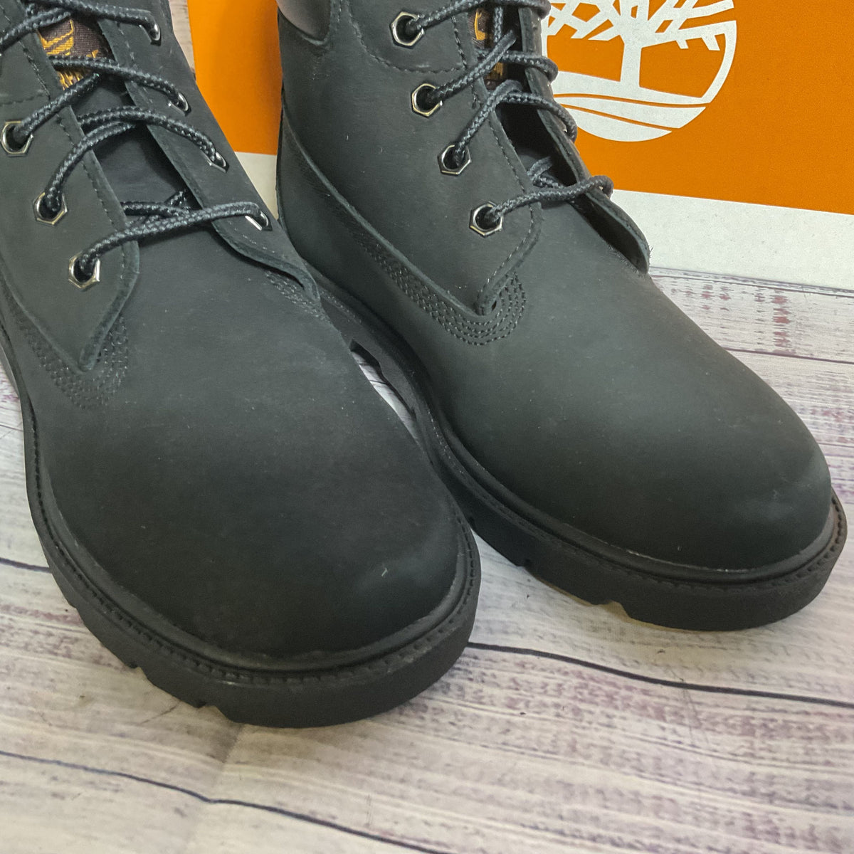 NWB TIMBERLAND Youth/Jeunes Unisex Black Classic Waterproof Boot- SZ 2