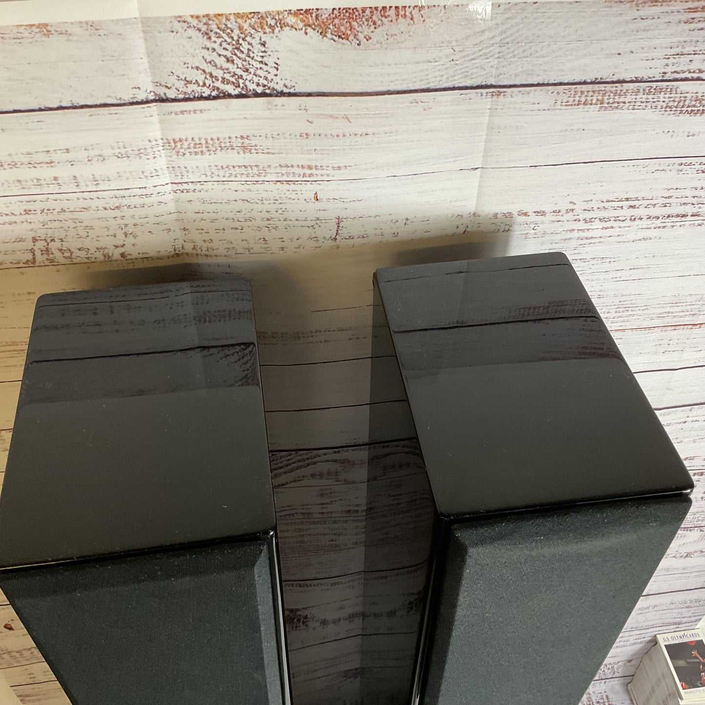 APERION AUDIO Intimus 4T 4" 2-Way Tower Speakers- WORKS GREAT!!!!!