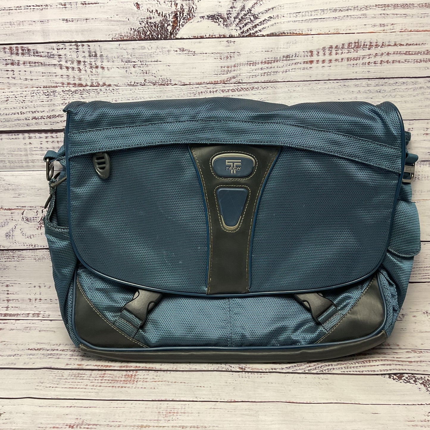 TUMI T-Tech 55080CD Blue Nylon Laptop Case