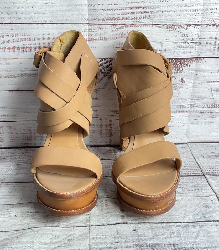 L.A.M.B Leather Anika Platform Buckle Heels Beige 10