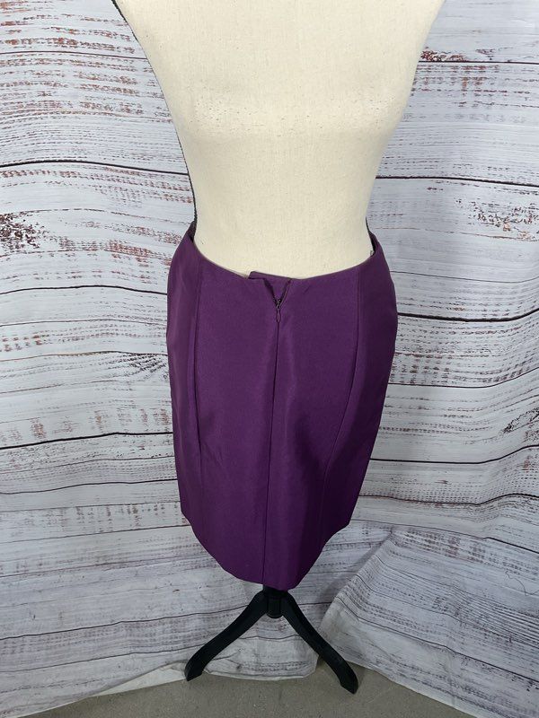 Women's Salvatore Ferragamo Purple WOOL Blend Skirt Size 40 EU/ 9-9.5 US